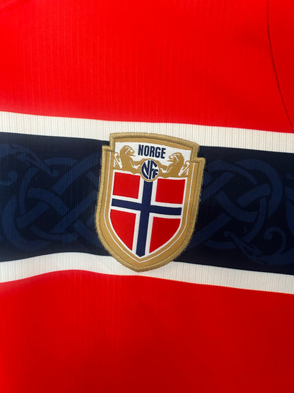 Camiseta Noruega 2025/2026 Local – Roja con cruz nórdica