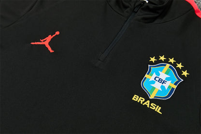 Conjunto Brasil 2026/2027 – Negro/Rojo Entrenamiento