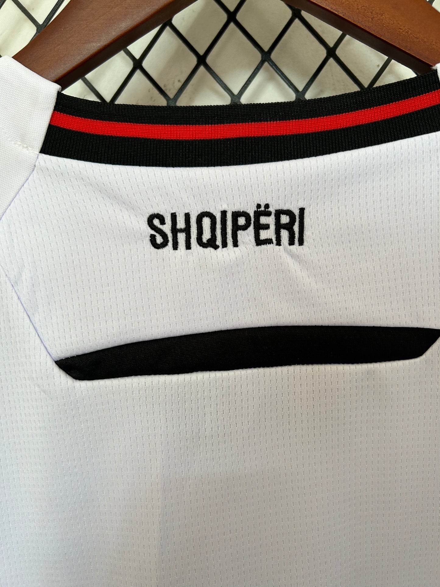 ALBANIA 2025 – CAMISETA ALTERNATIVA