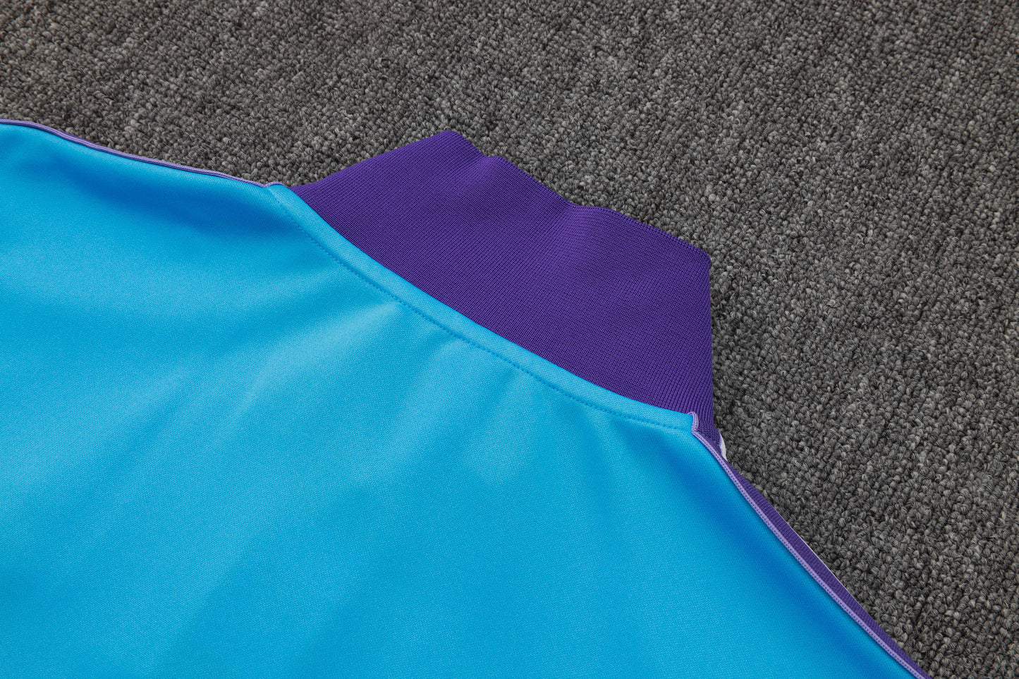 Chándal Retro Real Madrid Azul Claro y Morado 2025/2026