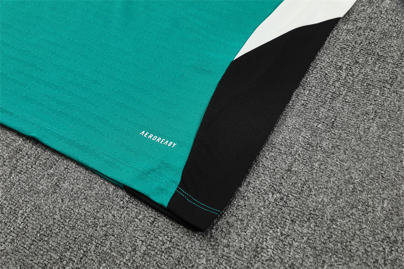 Liverpool 25/26 – Training Verde Aqua / Negro