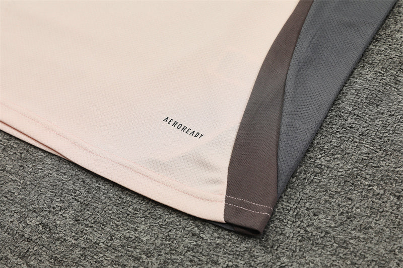 Conjunto Real Madrid 24/25 – Edición Especial Ivory & Grey