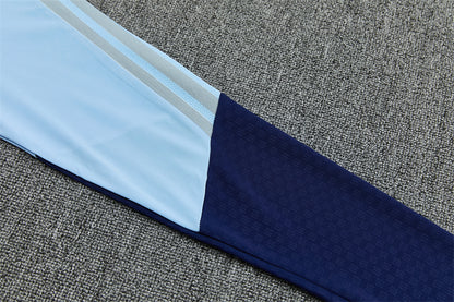 Chándal Ajax Azul Claro y Marino – Adidas – Conjunto de Entrenamiento