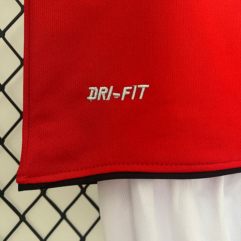 Conjunto Infantil Manchester United Home 2010-2011 – AON by Nike