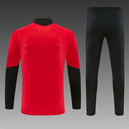 Chándal Manchester United Entrenamiento – Rojo y Negro