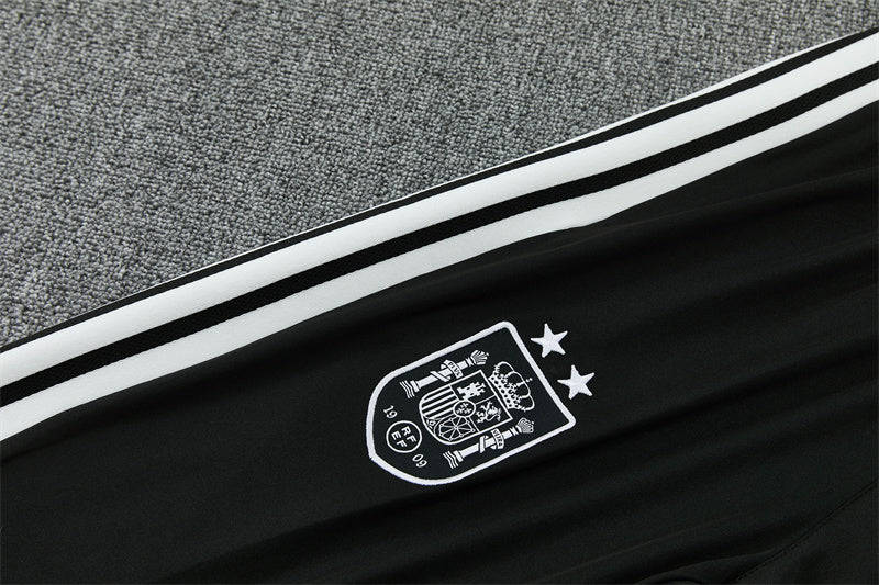 Chándal Selección Española Entrenamiento – Negro y Blanco