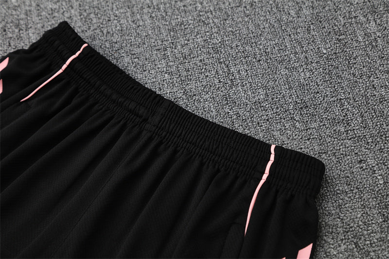 Real Madrid 25/26 – Edición Dragón Rosa & Negra