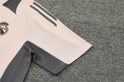 Conjunto Real Madrid 24/25 – Edición Especial Ivory & Grey