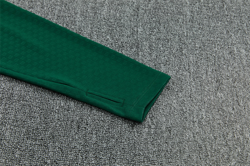 Chándal Italia 2025/2026 – Conjunto de Entrenamiento Blanco y Verde Edición Premium