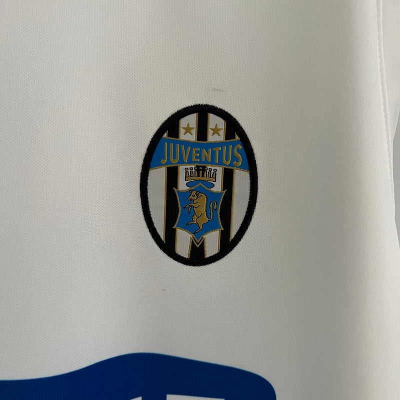 Camiseta Juventus Away Kappa – Danone (1992-1994)
