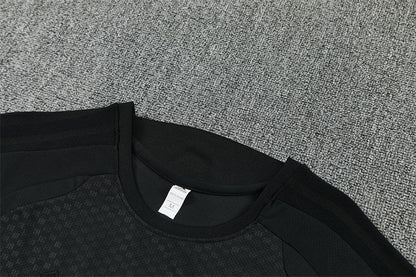 Conjunto Liverpool FC Entrenamiento Negro – Camiseta + Pantalón Corto