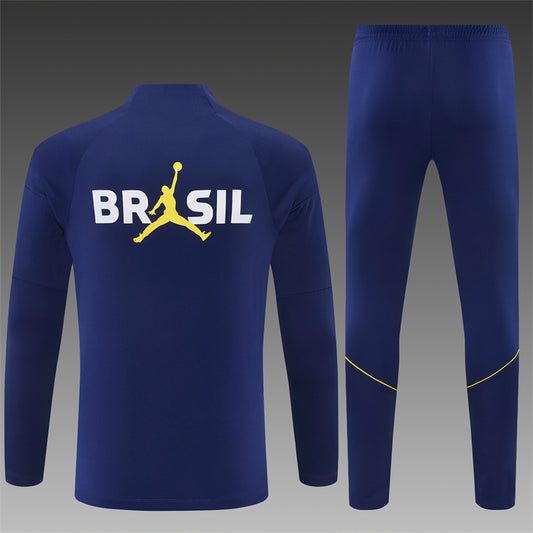 Conjunto Brasil 2026/2027 – Azul Oscuro/Amarillo Entrenamiento