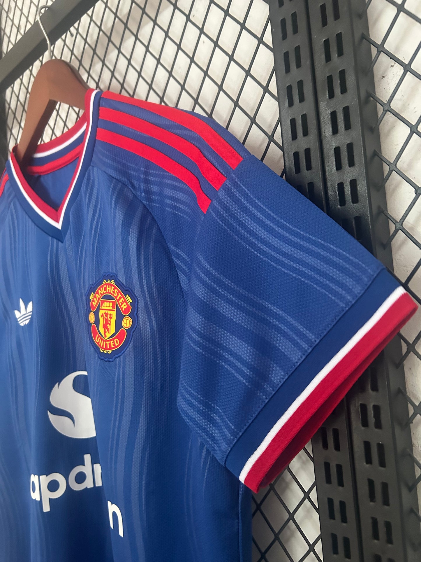 Camiseta Manchester United Visitante 26/27 – Azul