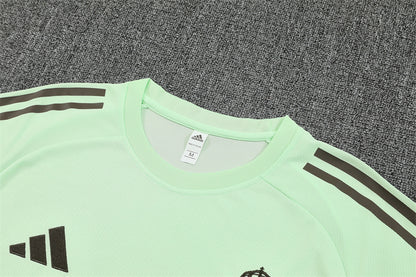 REAL MADRID – CONJUNTO DE ENTRENAMIENTO VERDE MENTA 2025/26