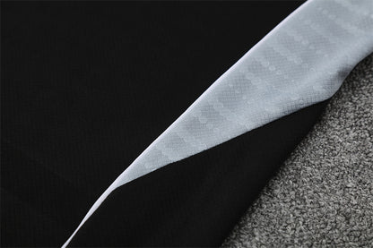 Set Oficial Inter Miami Local 25/26 – Estilo Total Black con Detalles de Precisión