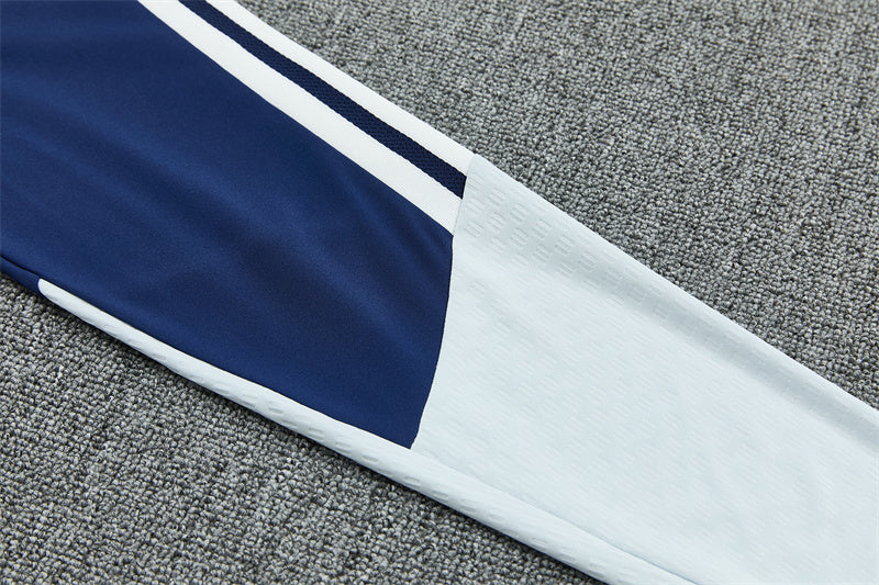 Conjunto Real Madrid 2026/2027 – Azul Entrenamiento