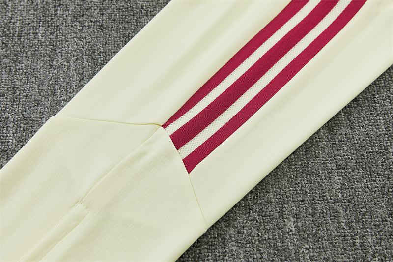 Chándal Real Madrid Crema 2026/27 – Conjunto de Entrenamiento