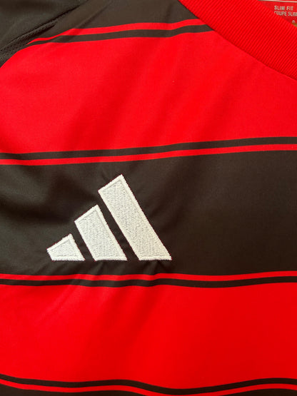 CAMISETA FLAMENGO 25/26 – “RAZA & GLORIA”