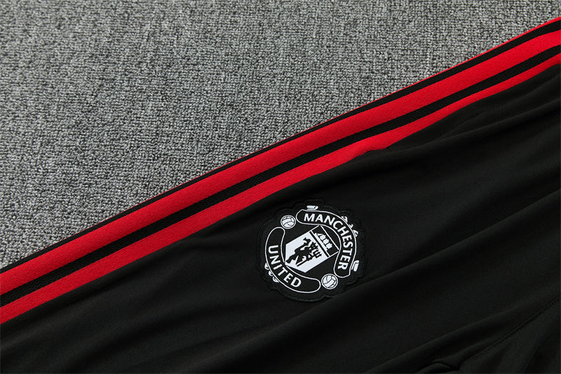 Chándal Manchester United Rojo y Negro 2026/27 – Adidas – Conjunto de Entrenamiento