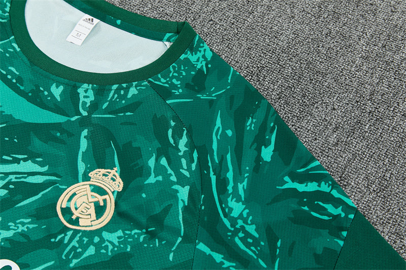 Conjunto Real Madrid 2026/2027 – Verde Especial