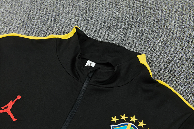 Conjunto Brasil 2026/2027 – Negro/Amarillo Entrenamiento