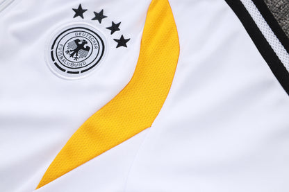 Chándal Selección Alemania Entrenamiento 26/27 – Blanco, Negro y Rojo