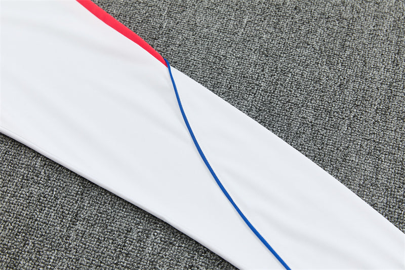 Chándal PSG Blanco y Negro 2026/27 – Nike – Conjunto de Entrenamiento
