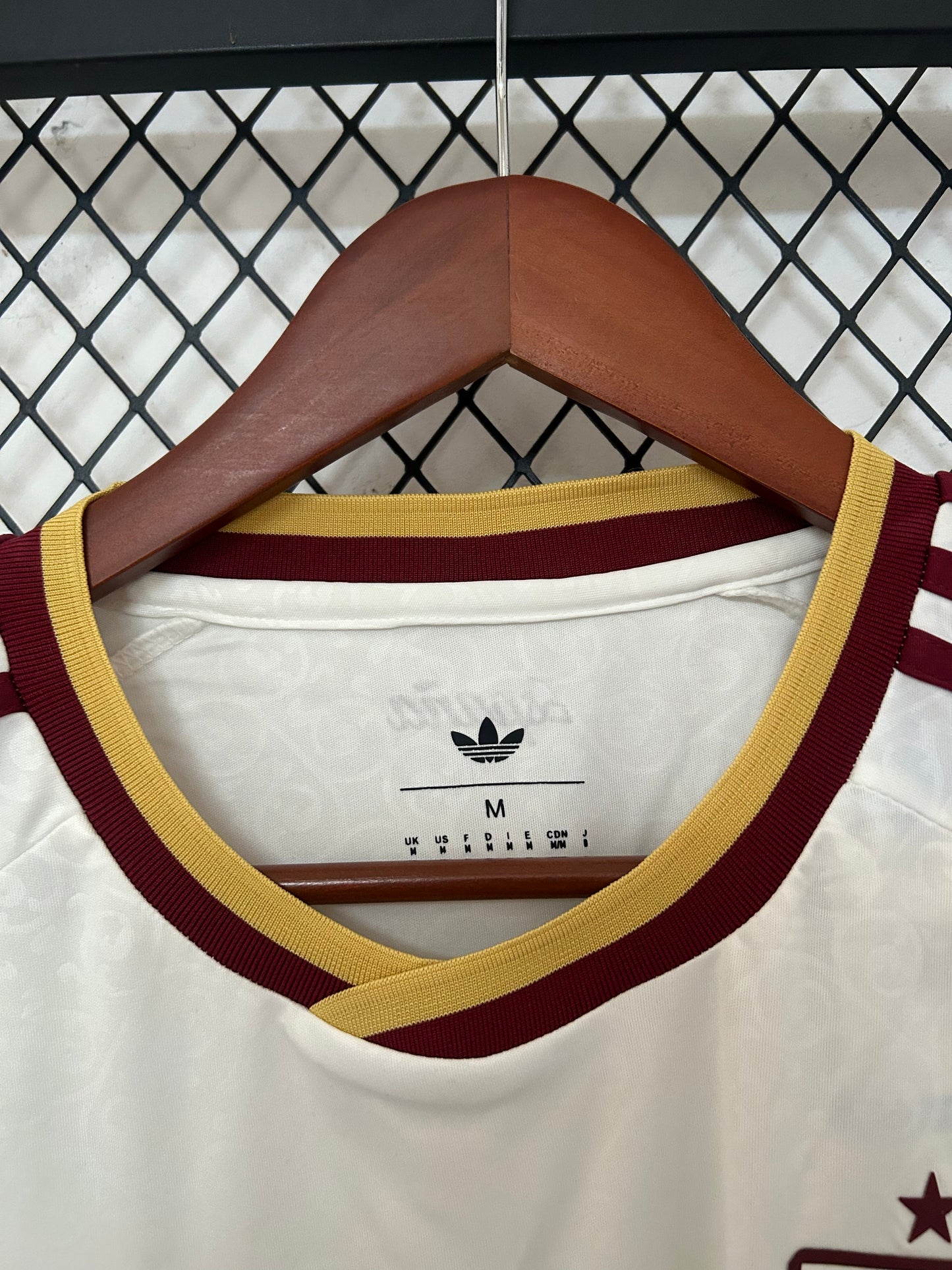Camiseta España Blanca 2 Estrellas 26/27 – Adidas Originals