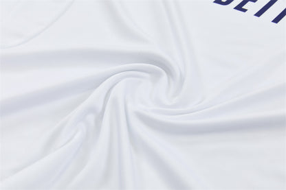 Conjunto Real Madrid 2026/2027 – Blanco Entrenamiento