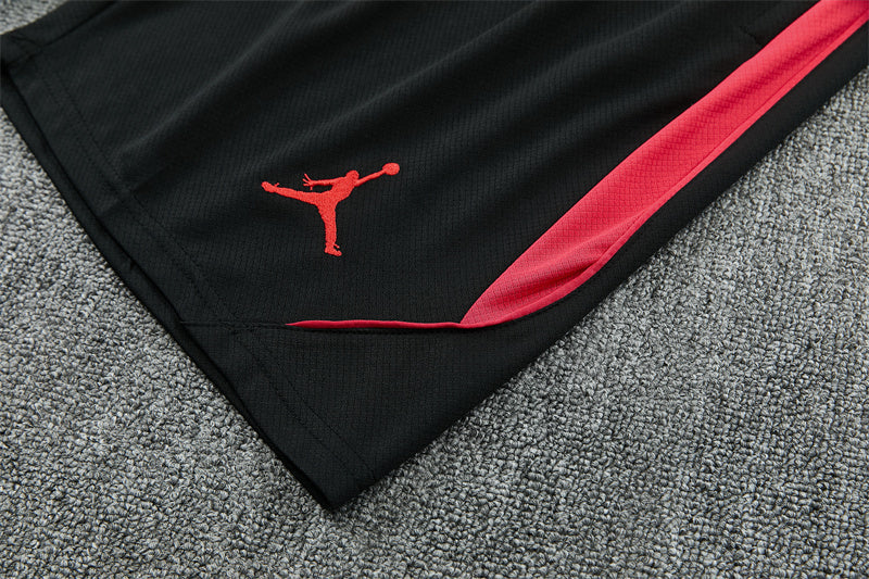 Conjunto Brasil 2026/2027 – Negro/Rojo Entrenamiento