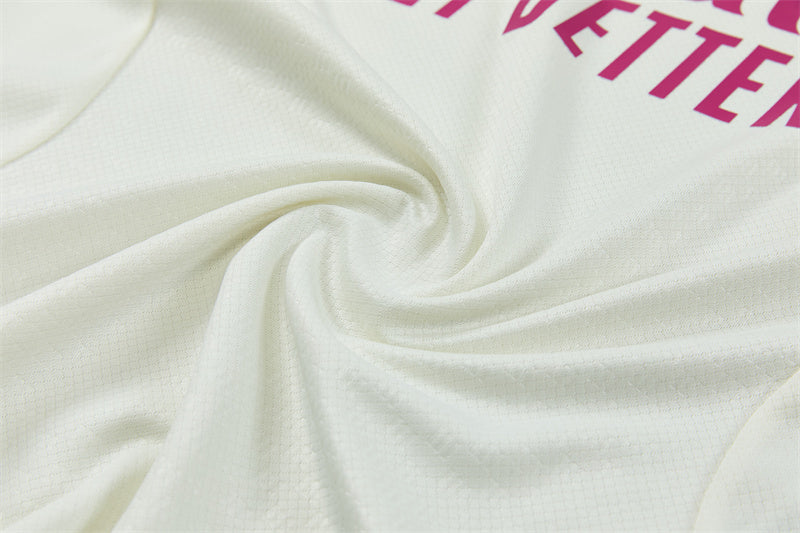 Conjunto Real Madrid Entrenamiento Blanco y Rosa 26/27