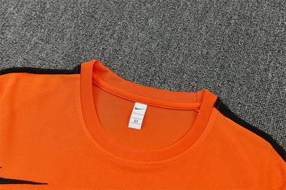 Conjunto Holanda 2026/2027 – Naranja Entrenamiento