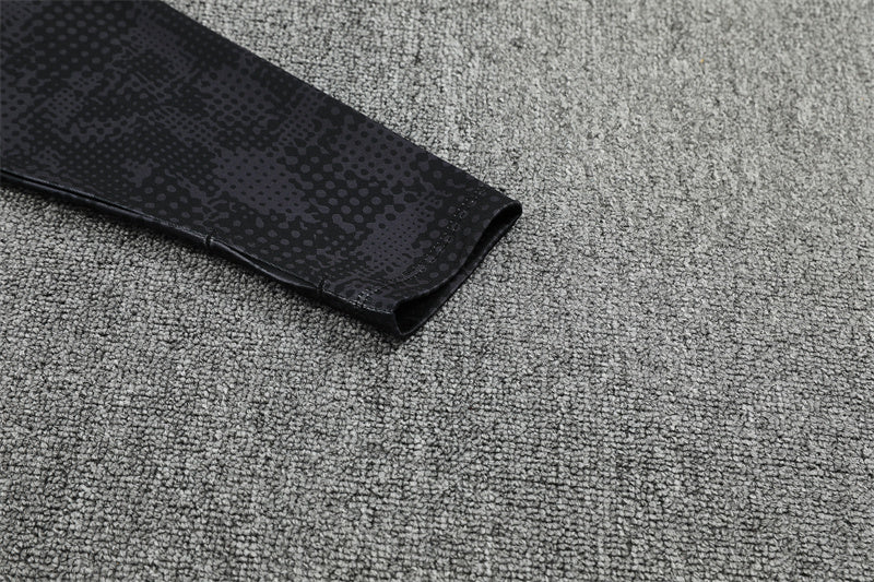 AC Milan 25/26 – Negro/Rojo camo