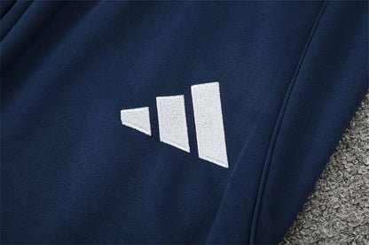 ARSENAL – KIT DE ENTRENAMIENTO 2025/26
