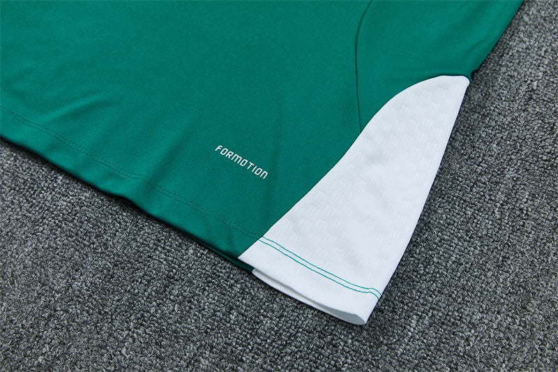 Chándal Liverpool Entrenamiento 2026/27 – Verde y Blanco