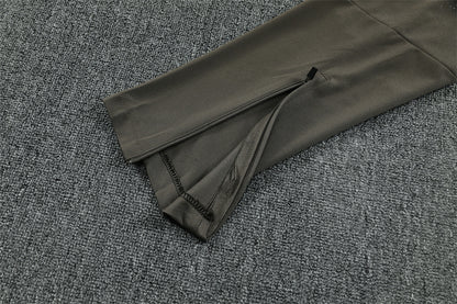 Real Madrid 25/26 – Chándal de entrenamiento verde menta con gris oscuro