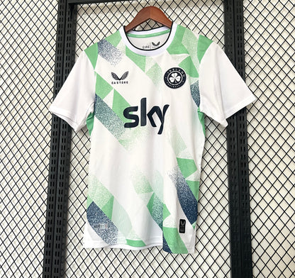 Camiseta Irlanda 2025/2026 Alternativa – Blanca con diseño geométrico