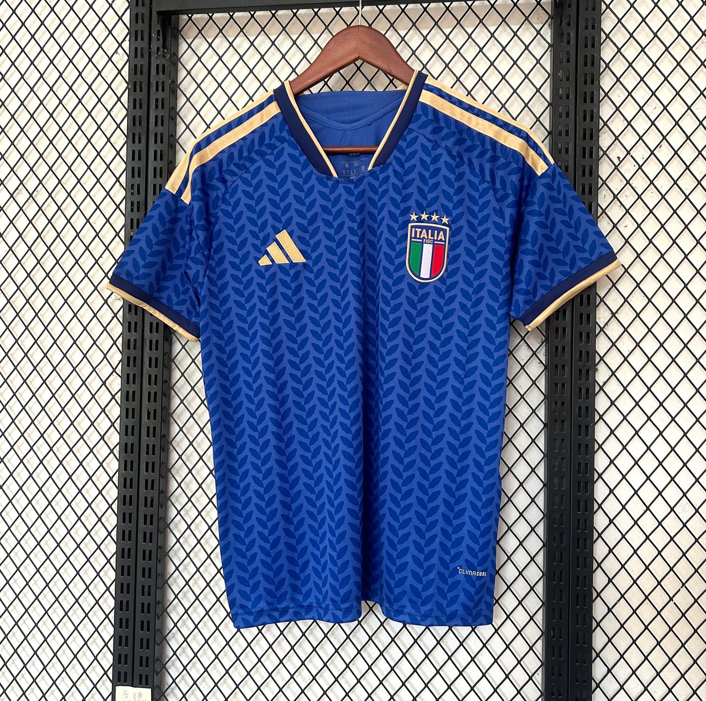 Camiseta Italia 2025/2026 Local – Azul Clásico Detalles Dorados