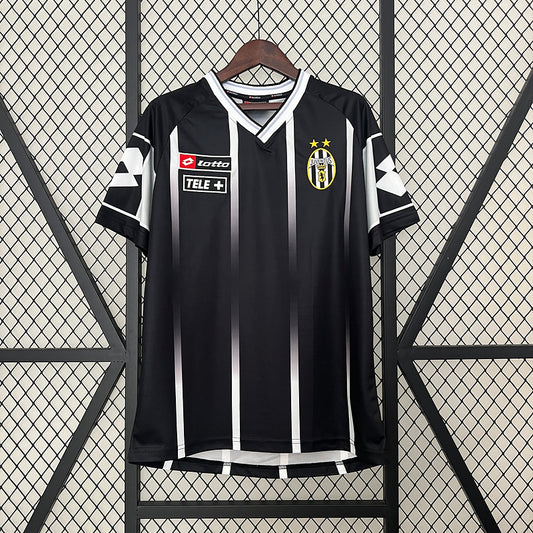 Camiseta Retro Juventus 2001/02 – Primera Equipación