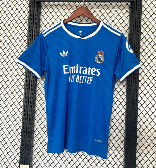 REAL MADRID 25/26 – CAMISETA ALTERNATIVA