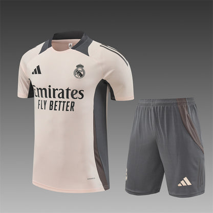 Conjunto Real Madrid 24/25 – Edición Especial Ivory & Grey