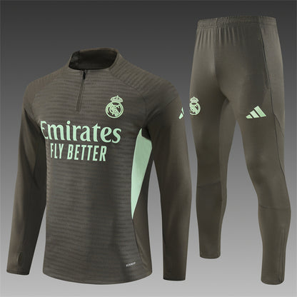 Real Madrid 25/26 – Chándal de entrenamiento tono carbón con detalles verde menta