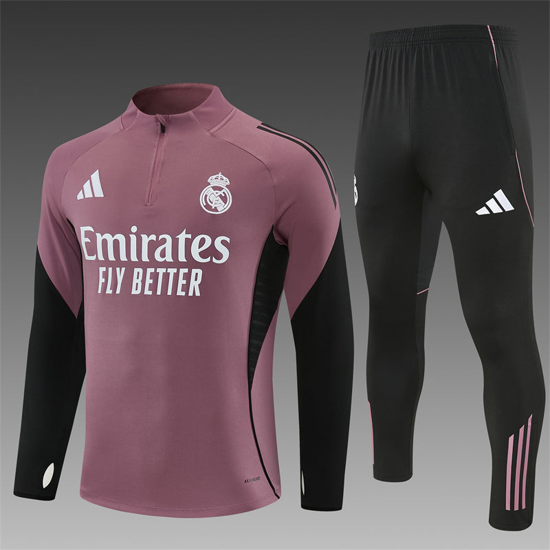 Chándal Real Madrid 2025/2026 – Entrenamiento Color Vino con Detalles Negros