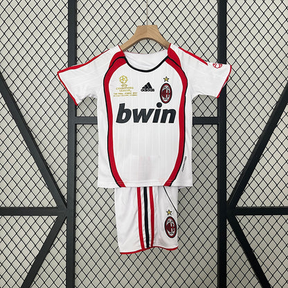 Conjunto Infantil AC Milan Retro – Final Champions League 2007
