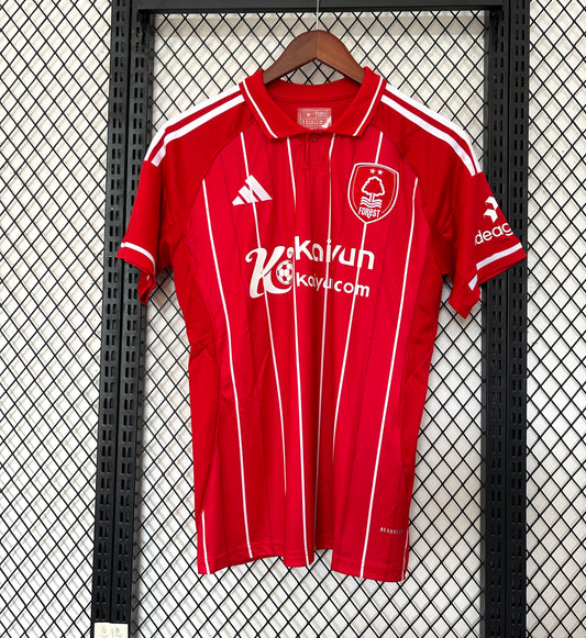 NOTTINGHAM FOREST 25/26 – CAMISETA LOCAL