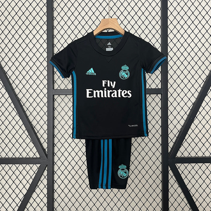 Conjunto Infantil Real Madrid Tercera Equipación – Fly Emirates (Temporada 2017/18)