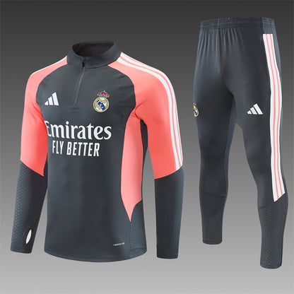 Chándal Real Madrid Entrenamiento 26/27 – Gris Oscuro y Coral