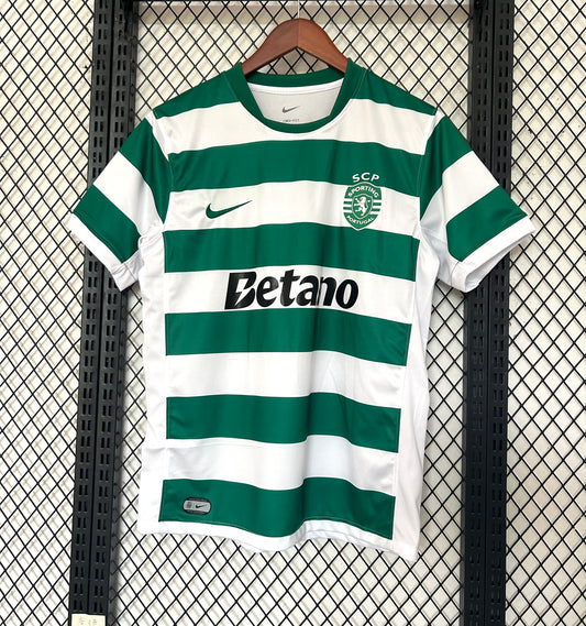SPORTING CP 25/26 – CAMISETA LOCAL