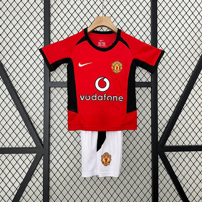 Conjunto Manchester United Kids Nike – Vodafone (2002-2004)