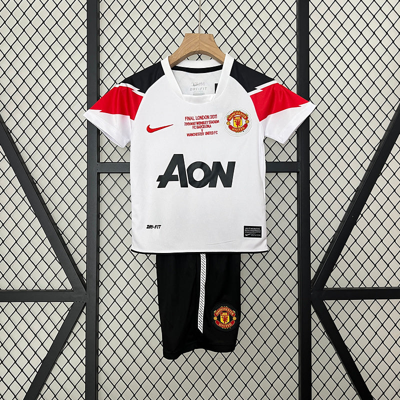 Conjunto Infantil Manchester United Final Champions League 2011 – AON by Nike